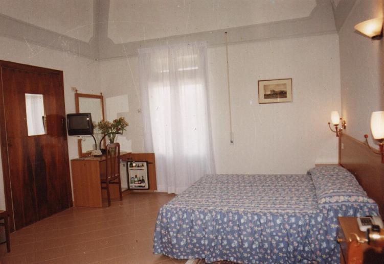 Hotel Castello Месане Екстериор снимка